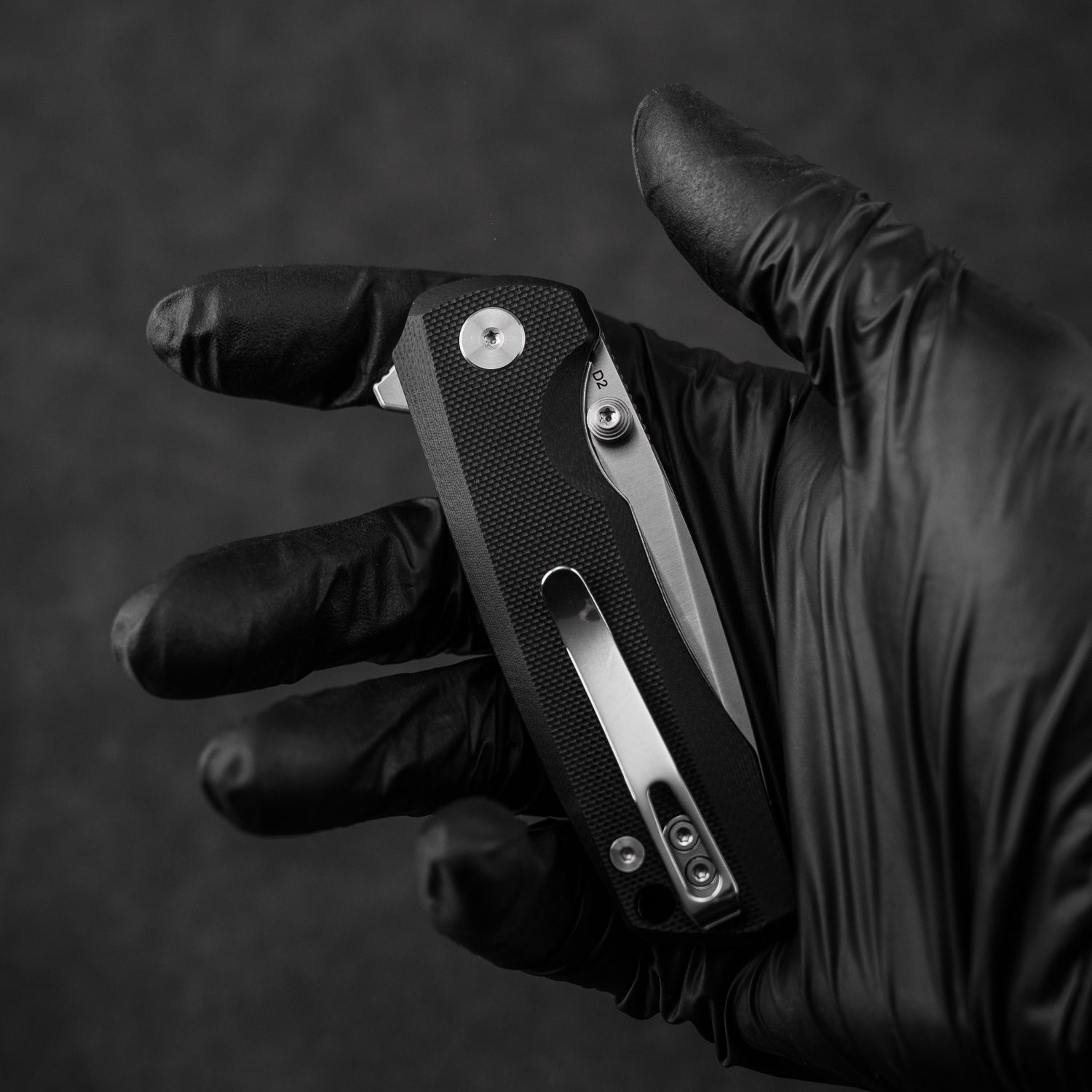 G061 Folding Knife 2.91'' D2 BLADE+G10 HANDLE- Liner LOCK-THUMB STUD