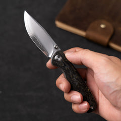 Gecko M070 (3.07'+SLD Magic+Carbon fibre)-Liner Lock-thumb stud