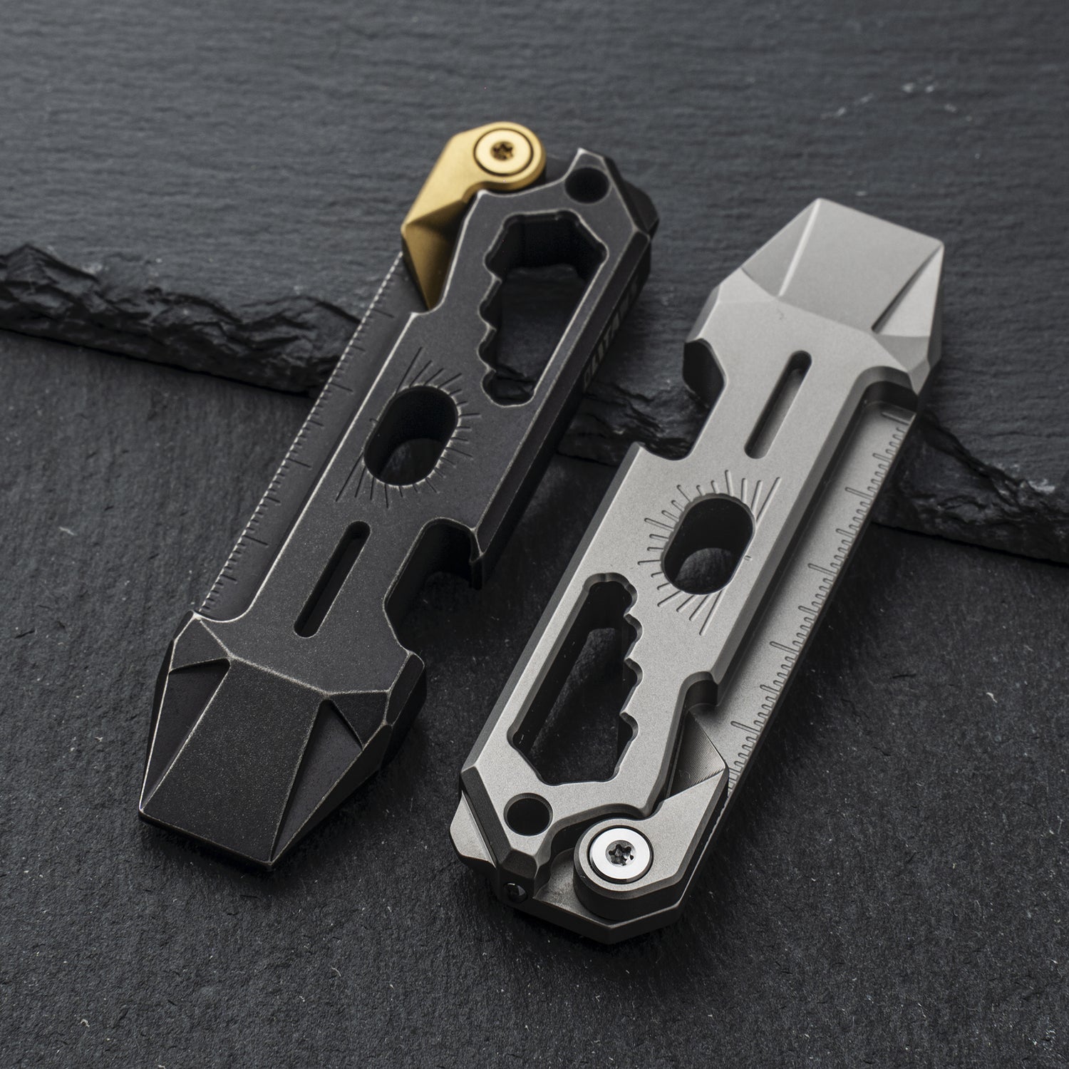 T042 Cyber Bison EDC Pry Bar Titanium Alloy Multitool(Black Coating)