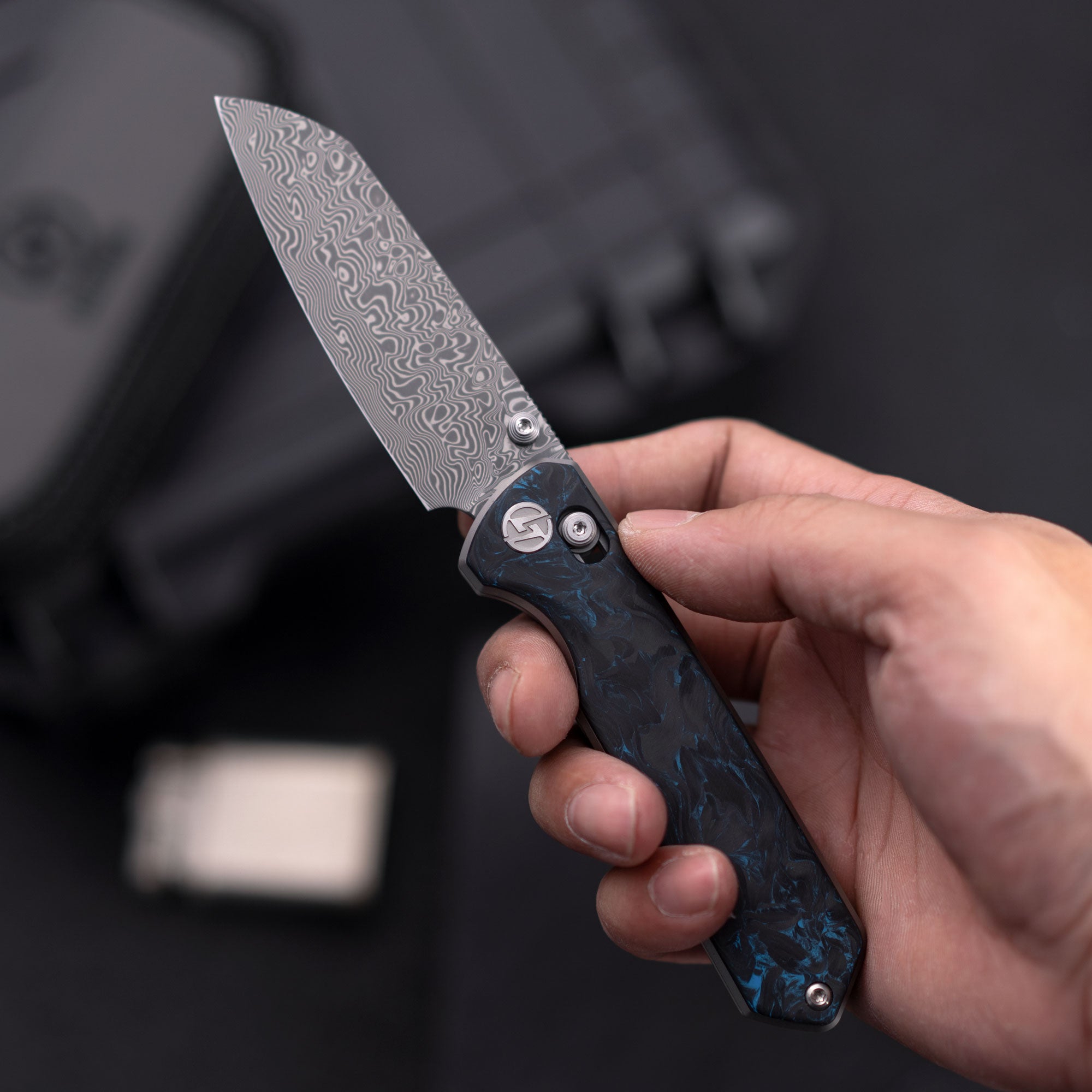 Imperial Penguin M060(3.35''+Damascus+Carbon fibre)-Axis lock-thumb stud