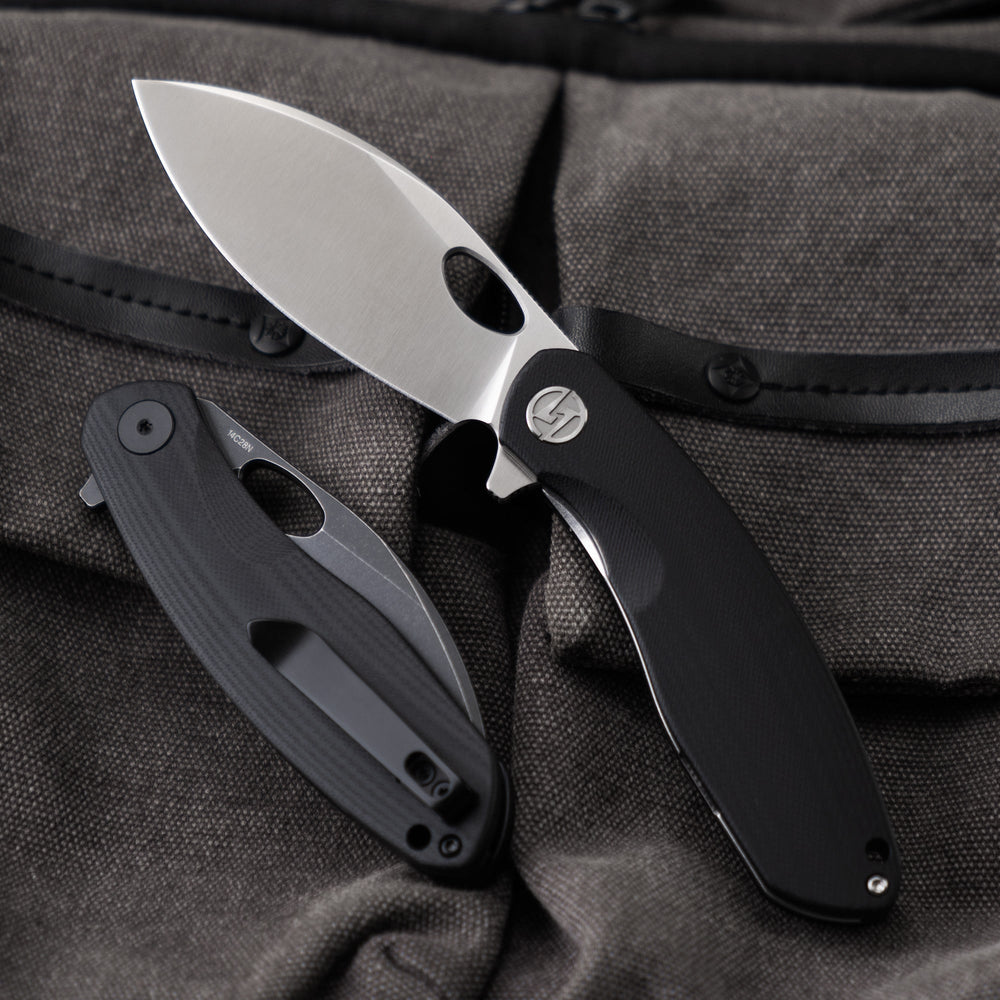 Satin blade black handle – open/closed knife pair
