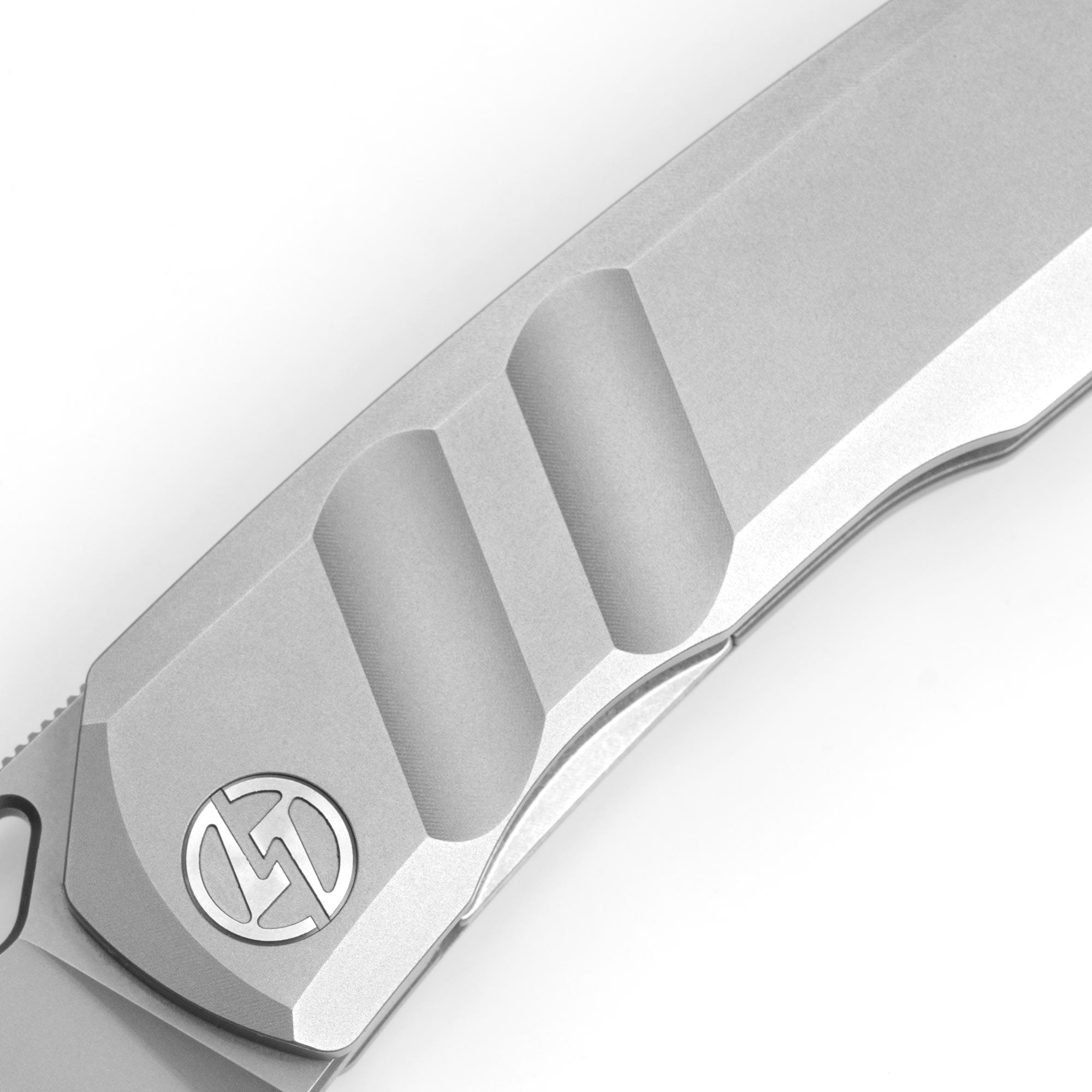 Sworf T077（3.4"+Bohler M390 +Titanium）Liner Lock