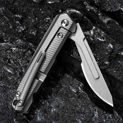 T011 Folding scalpel knife