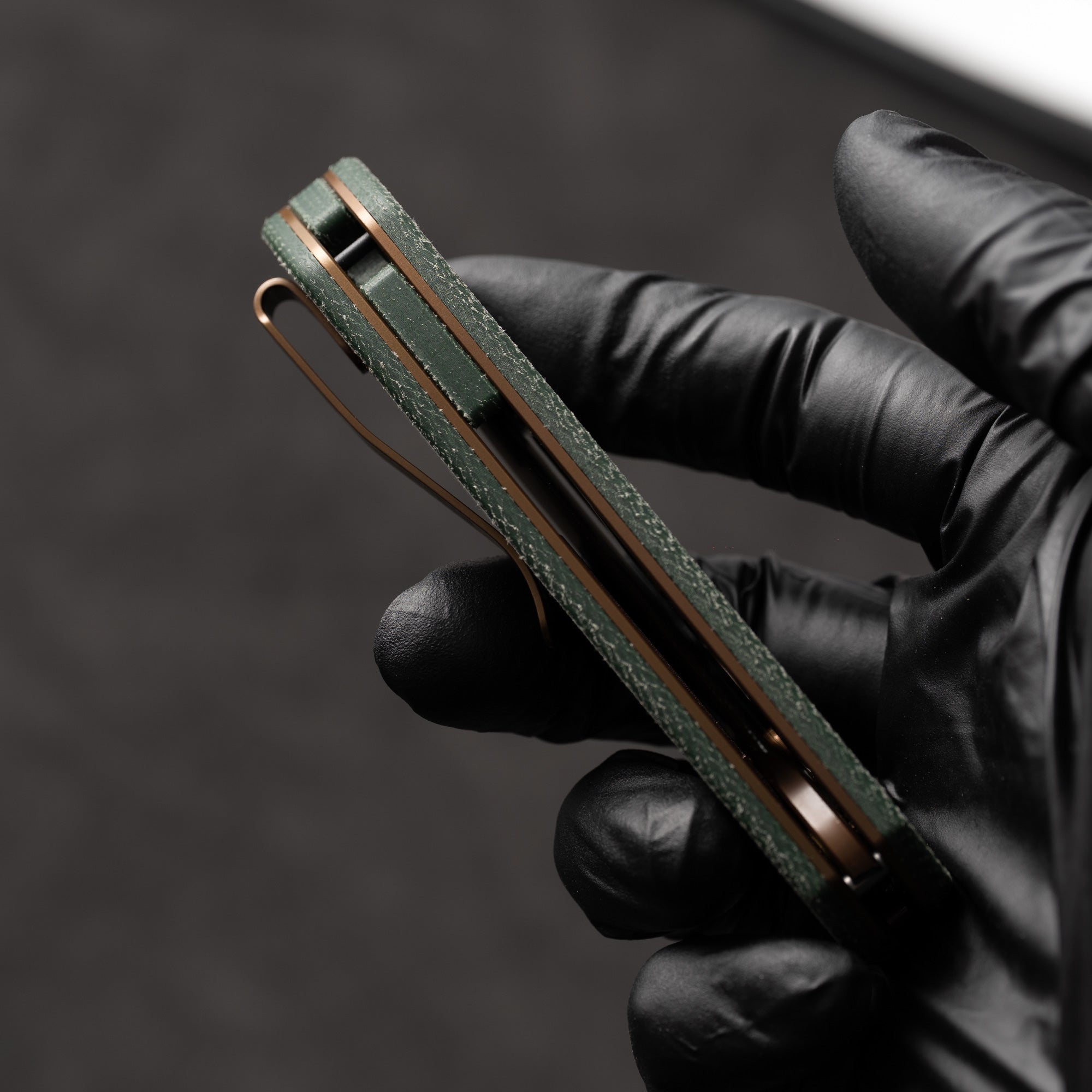 Lemon Shark G071（3.27"+10C15N+Micarta Handle+Ti-coated）-Liner Lock-Front Flipper-Olitans