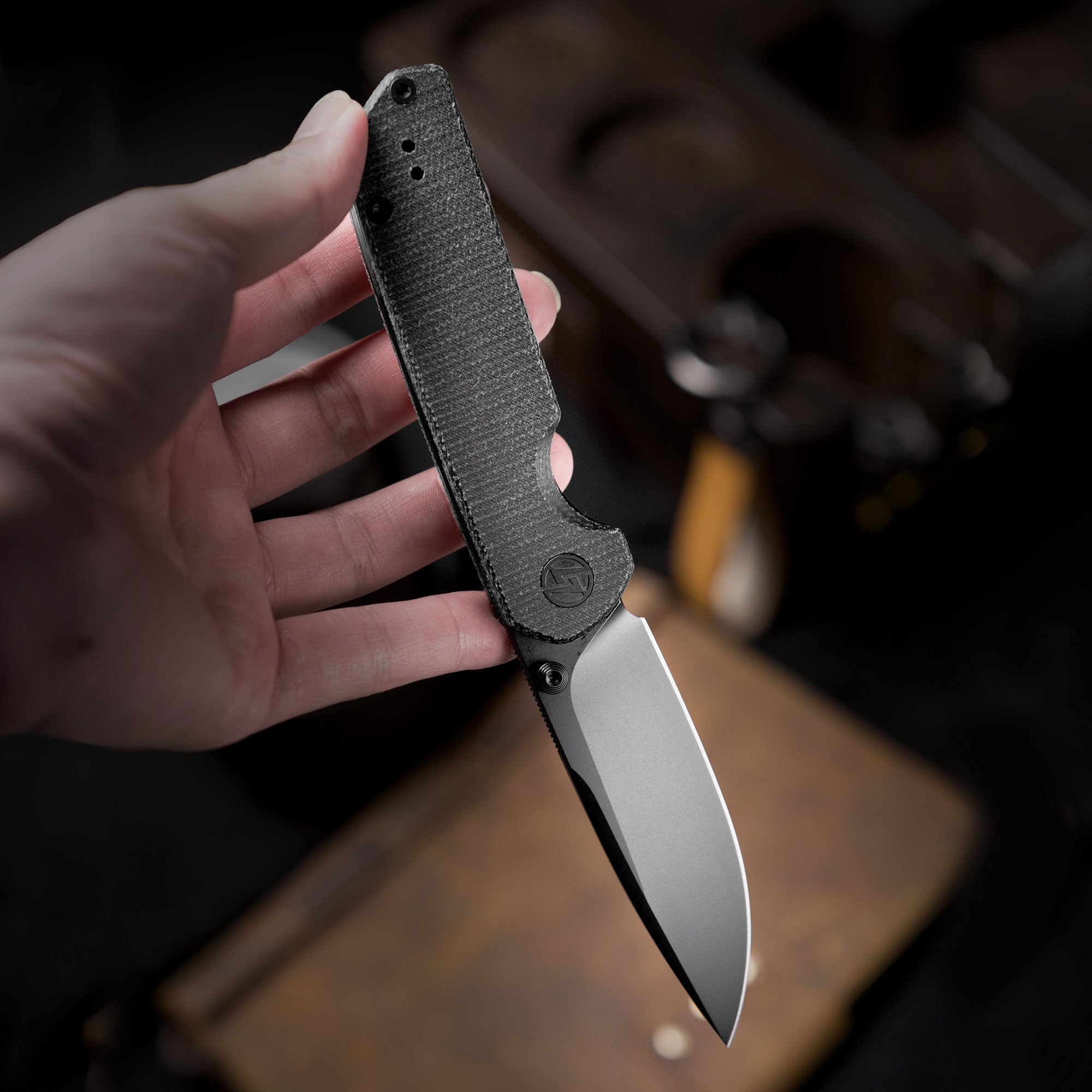 Lemon Shark G071（3.27"+10Cr15Mov+Black Micarta+Pvd）-Liner Lock