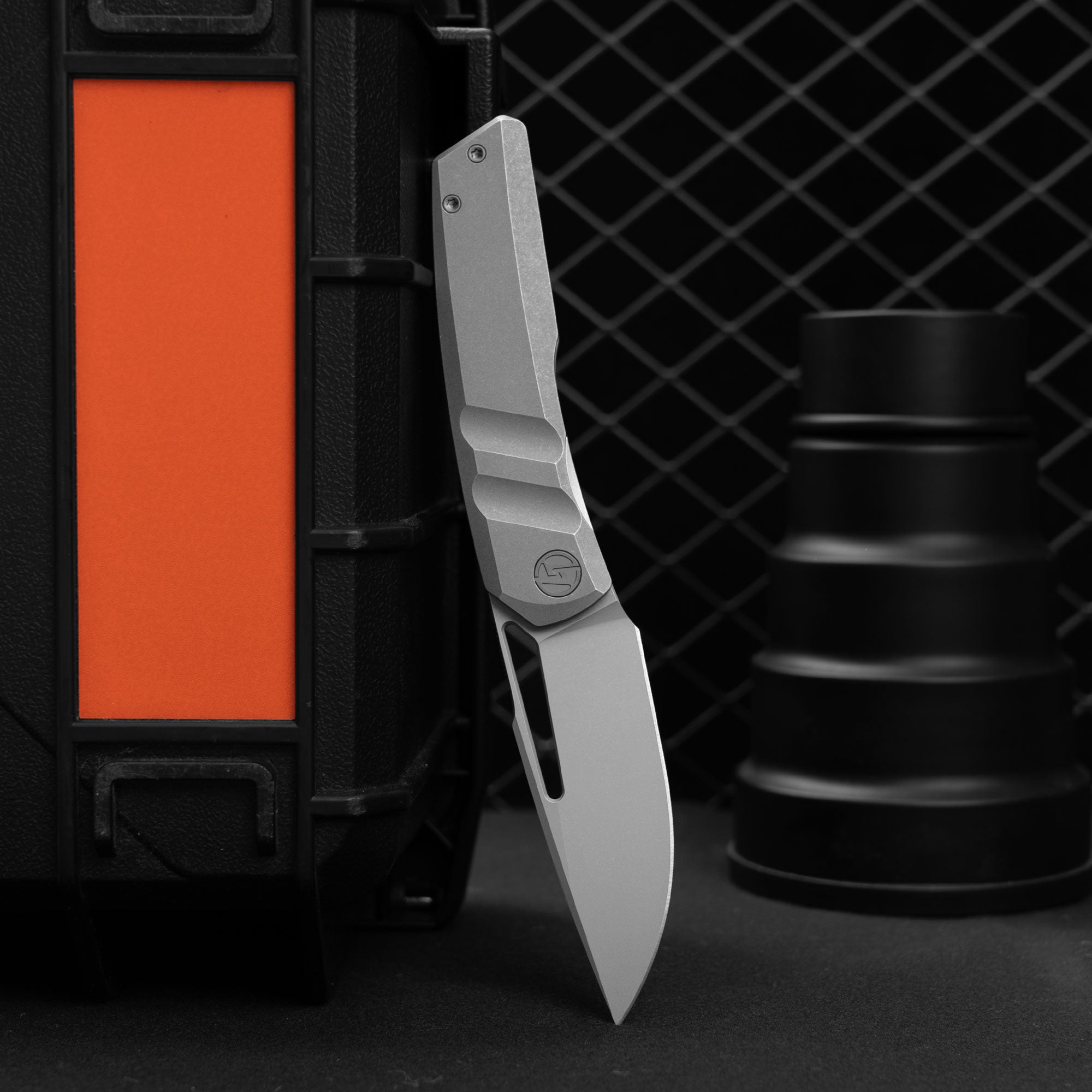 Sworf T077（3.4"+Bohler M390 +Titanium）Liner Lock