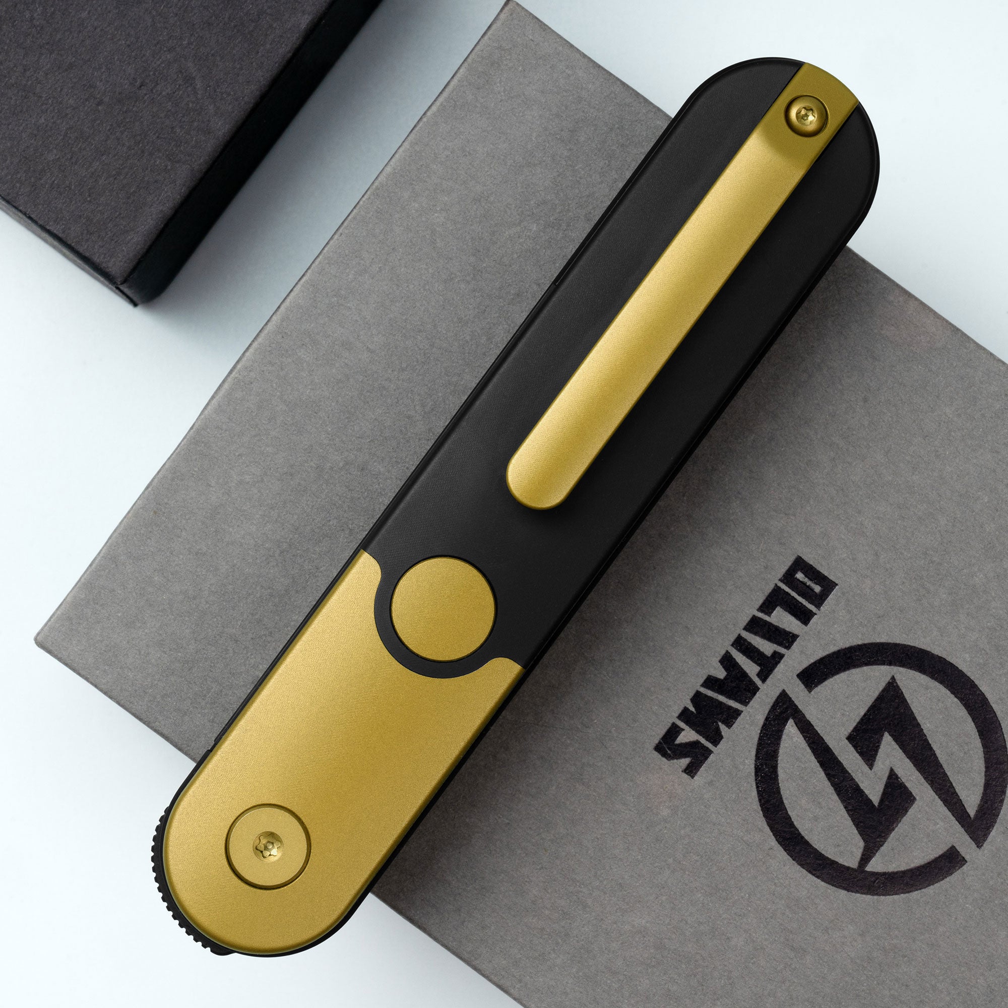 Rocket XL T081 (3.07''+M390+Titanium)-Liner Lock-Front Flipper-Black