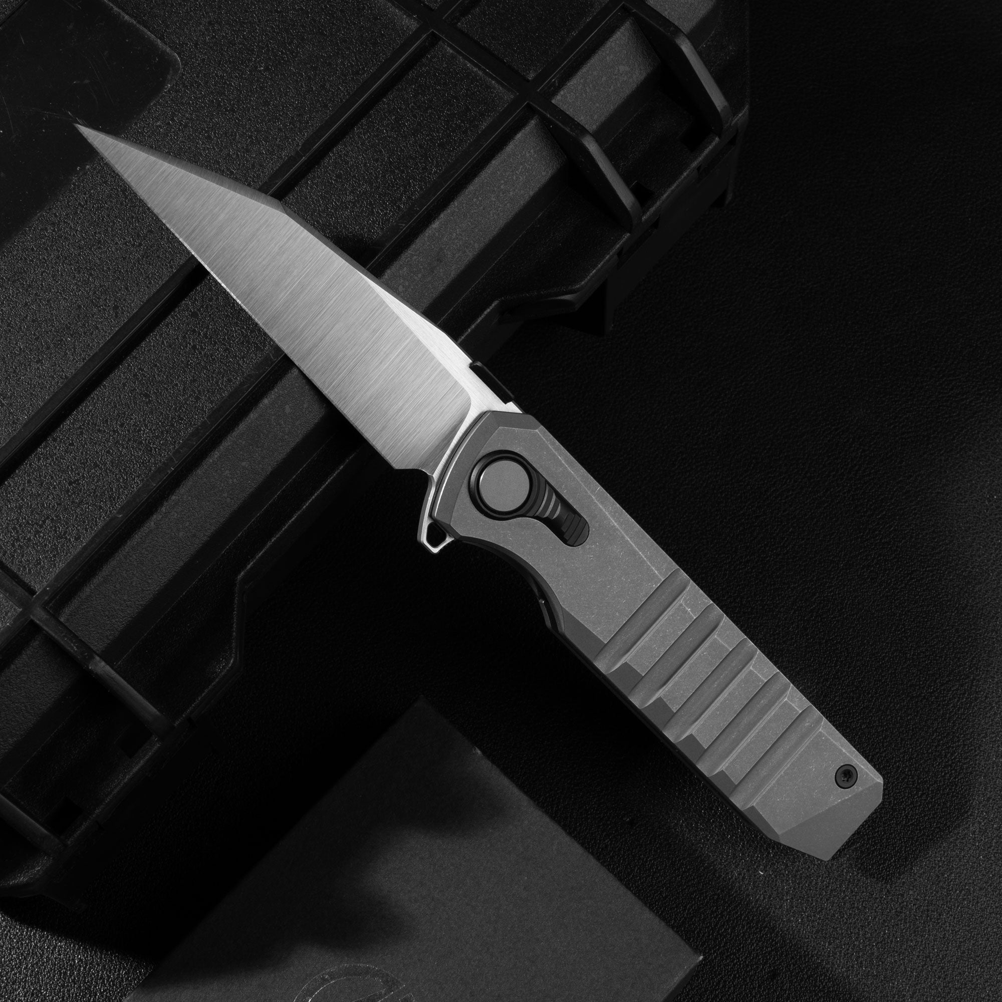 Hoopoe T082（3.42"+S45VN + Stonewash Titanium）- Vertical Hand Satin