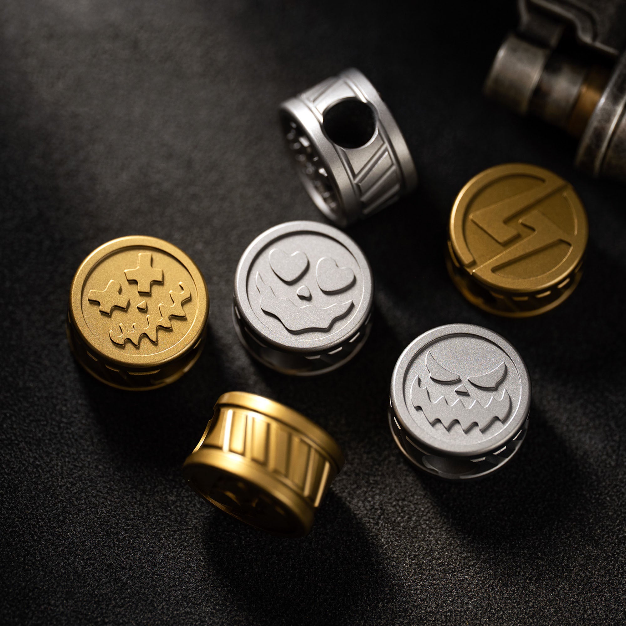 OLITANS Titanium Knife Lanyard Bead