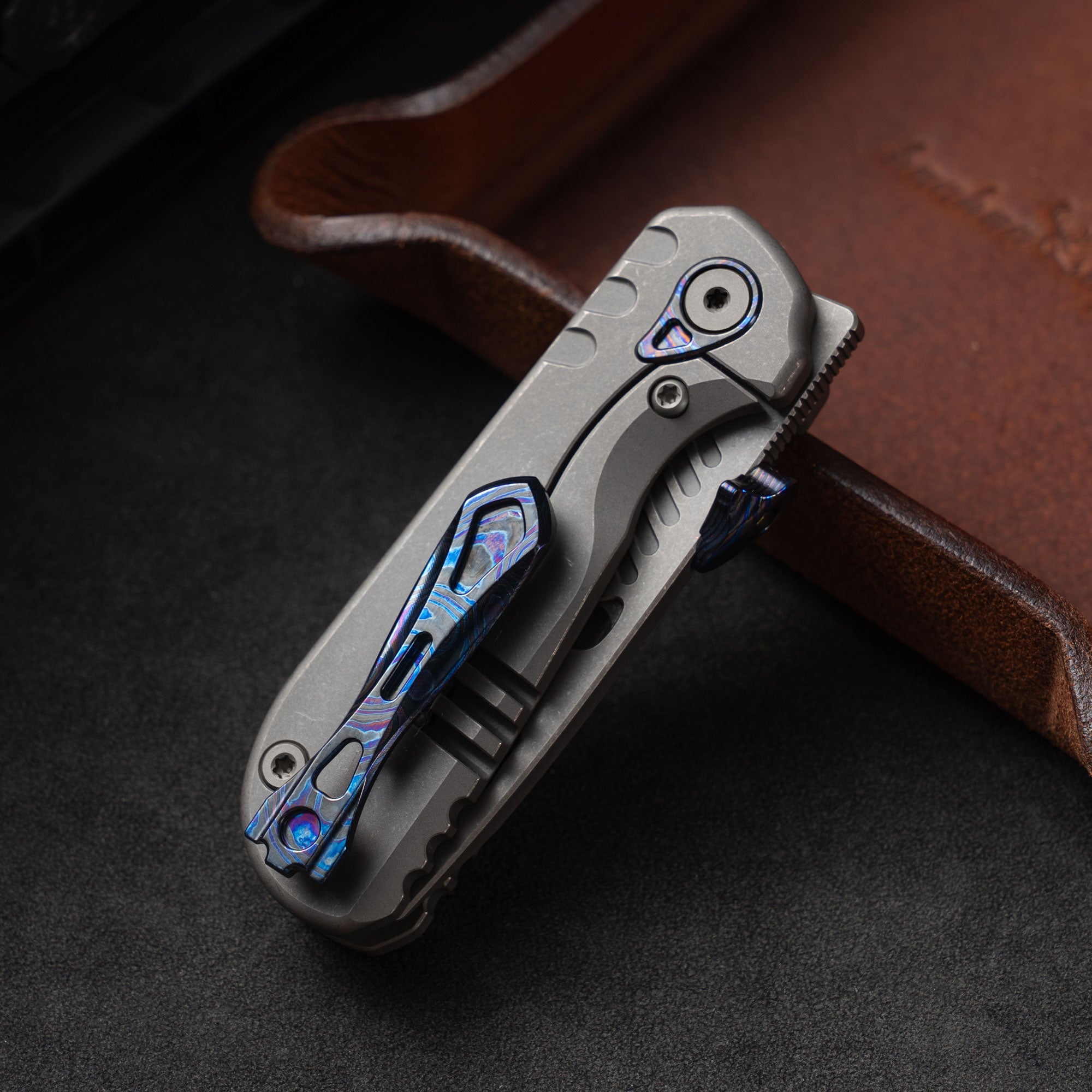 Serrated Shark™ Folding EDC Pry Bar