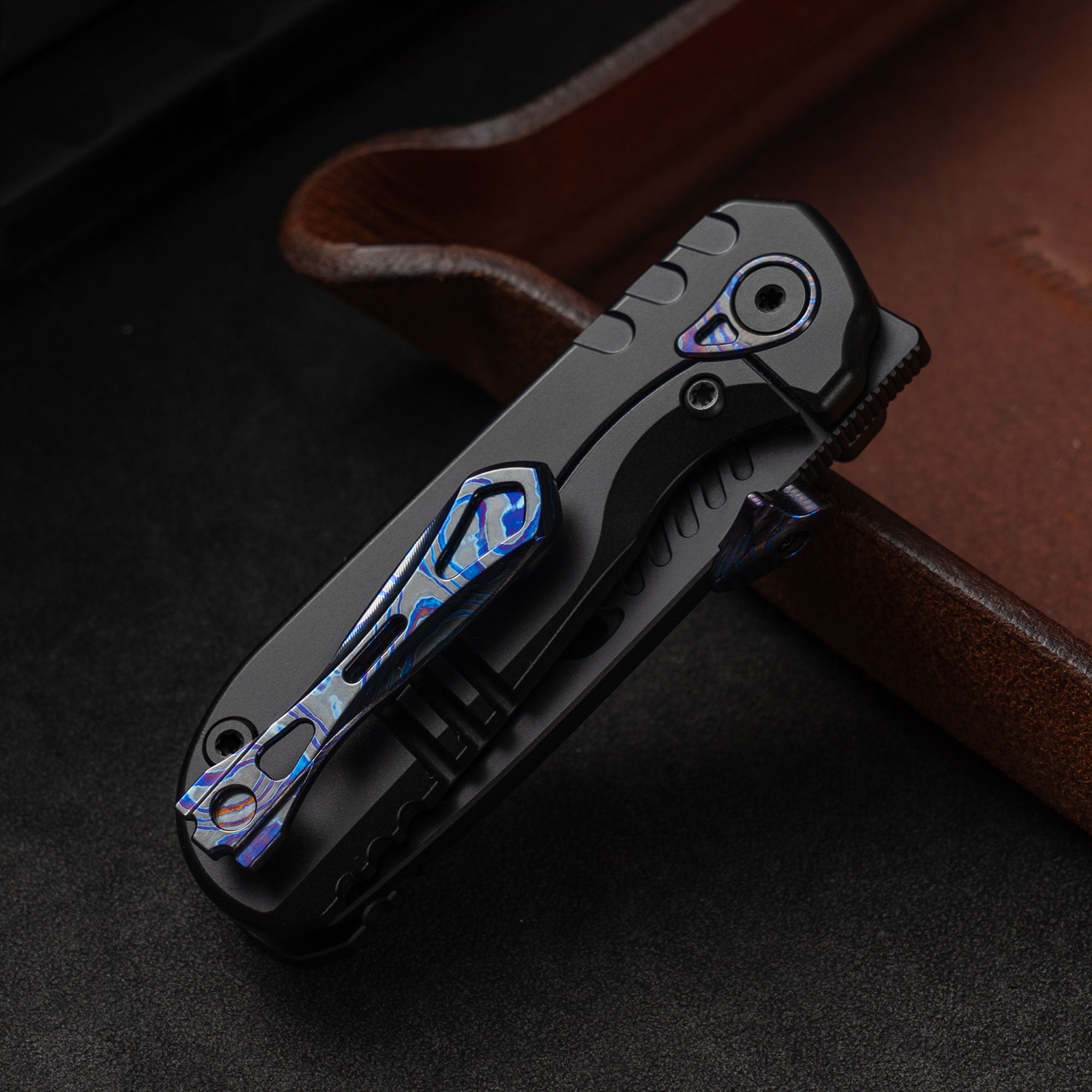 Serrated Shark™ Folding EDC Pry Bar