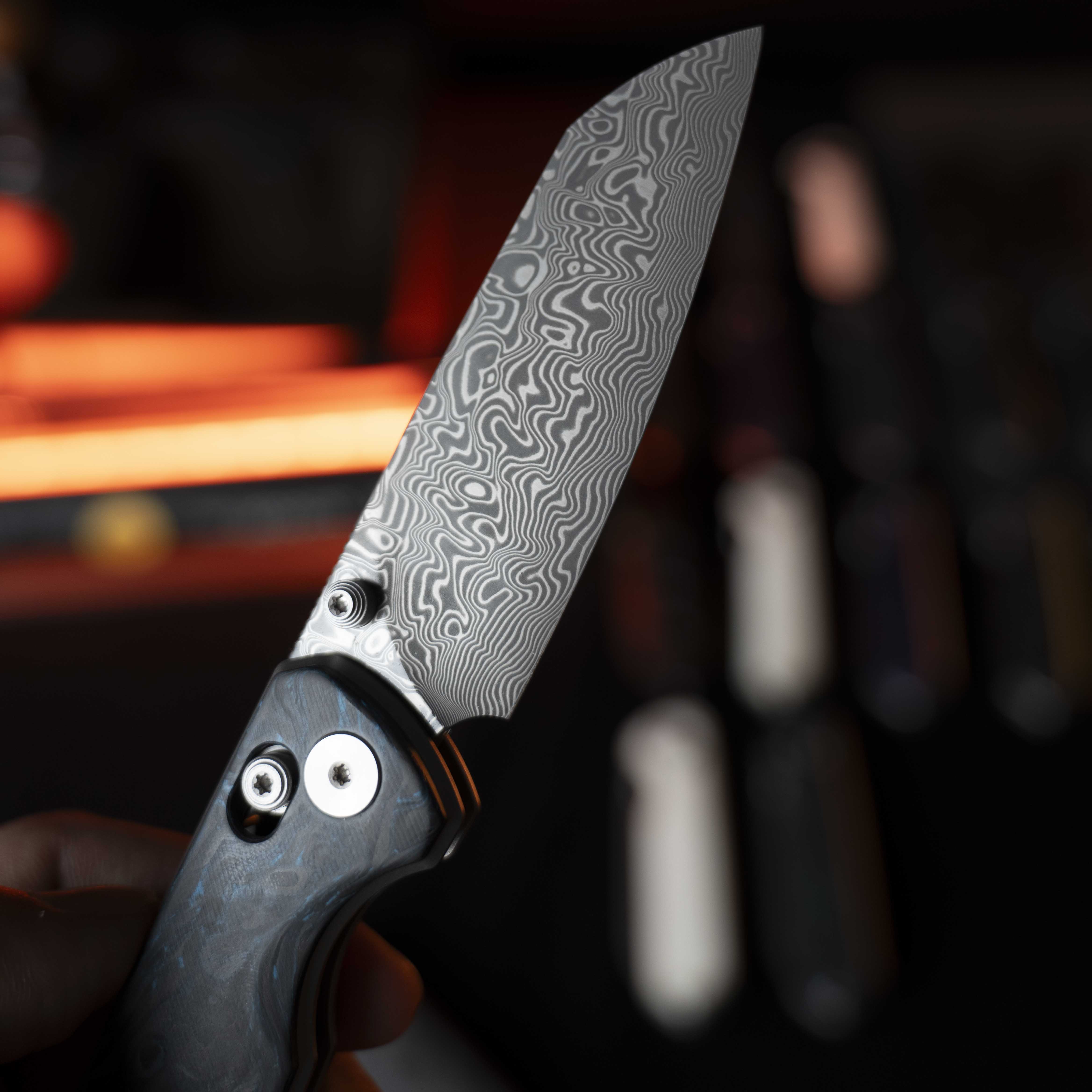 Imperial Penguin M060(3.35''+Damascus+Cow bone)-Axis lock-thumb stud