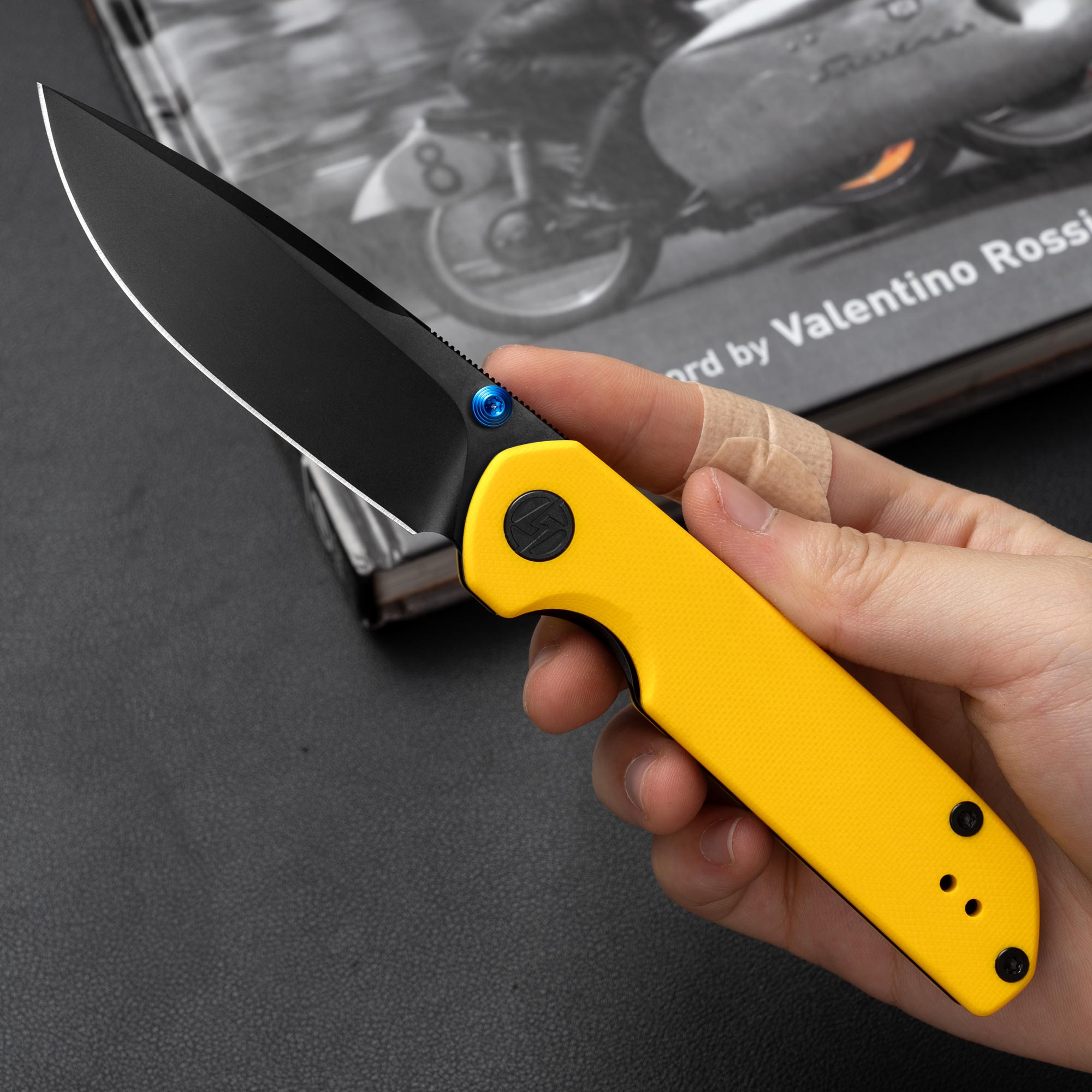Lemon Shark G071（3.27"+10Cr15Mov+Yellow G10 +Pvd）-Liner Lock