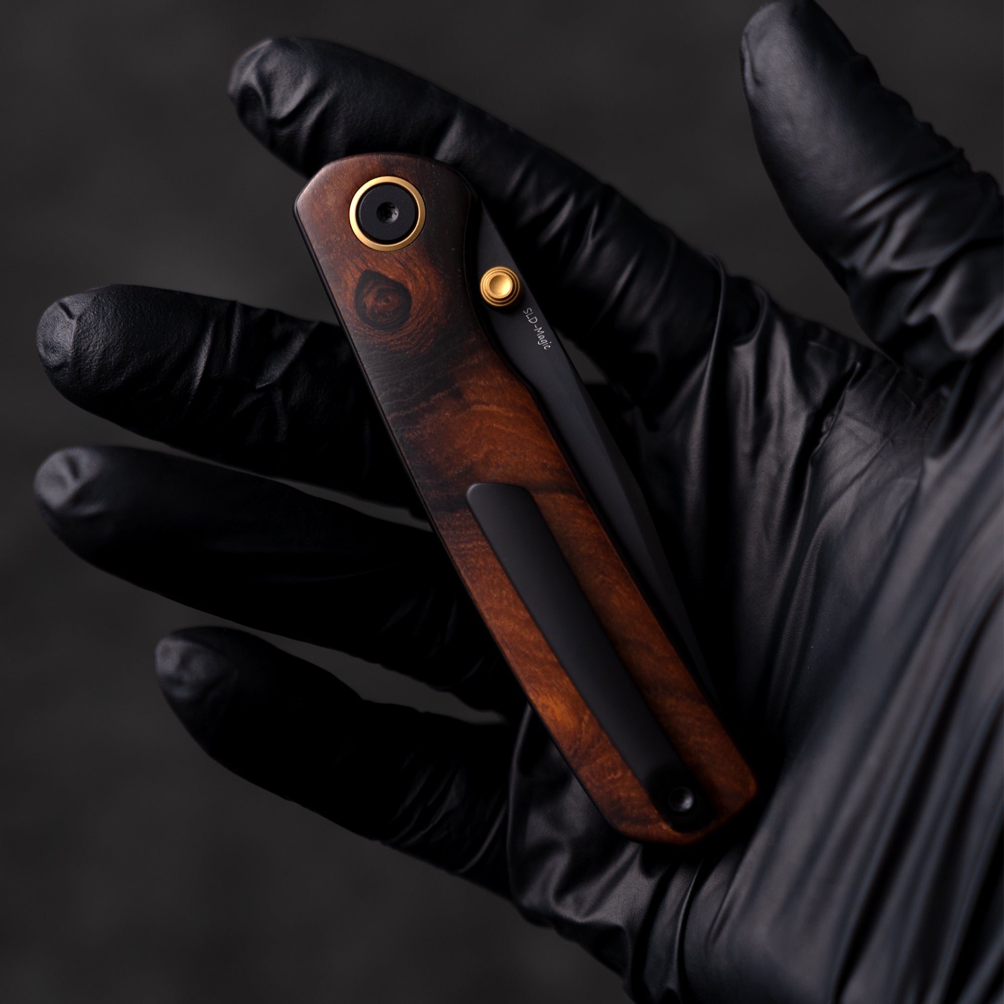 M070-SLD Folding Knife(3.07"+SLD Magic+Wood)-Liner Lock-thumb stud-OLITANS