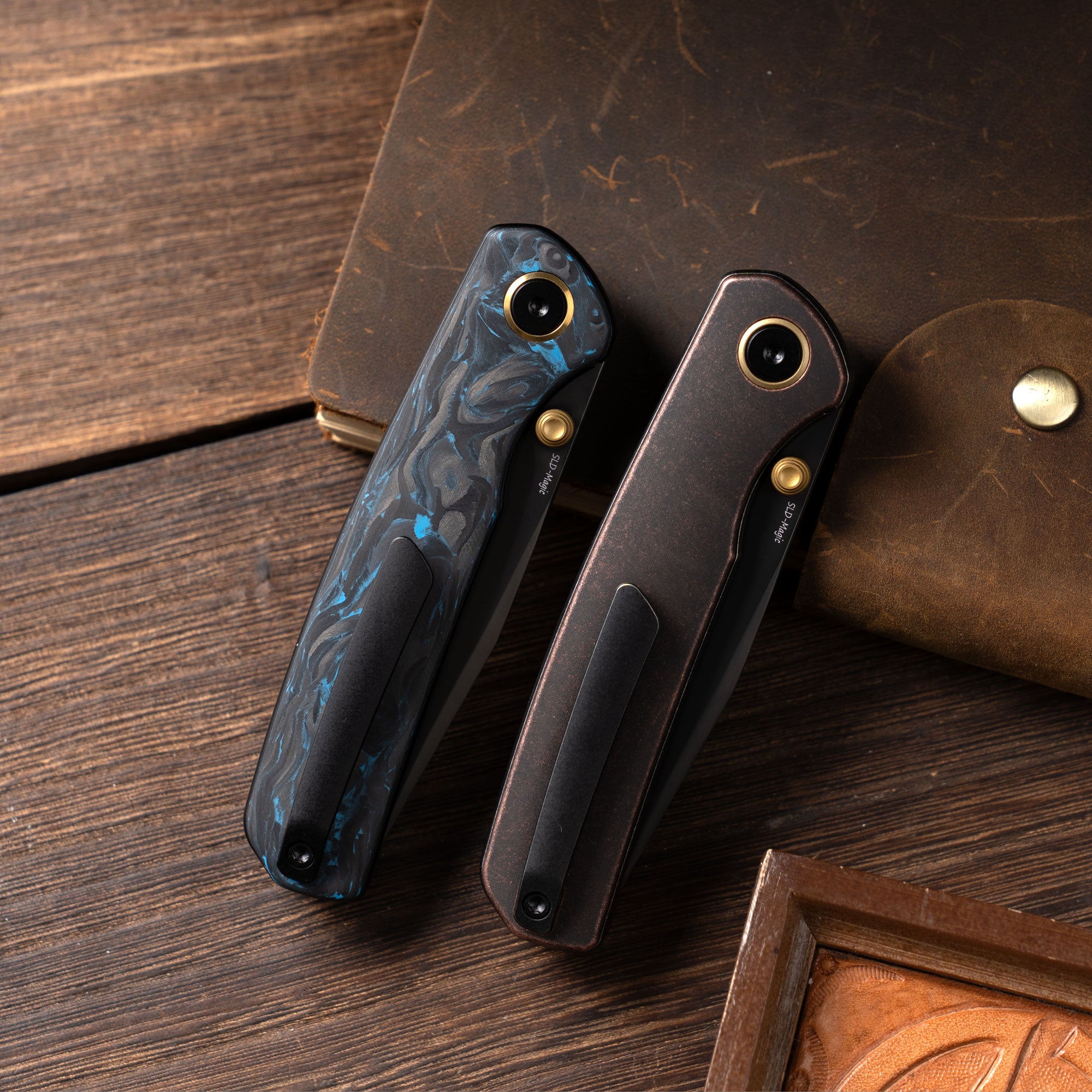 Gecko M070 (3.07"+SLD Magic+DLC+Carbon fibre)-Liner Lock-thumb stud