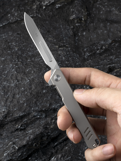 T029 Folding scalpel knife