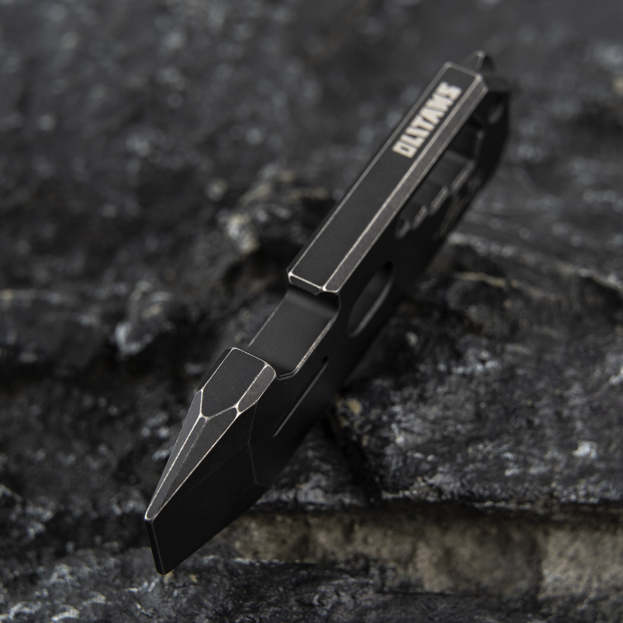 T042 Cyber Bison EDC Pry Bar Titanium Alloy Multitool(Silver Sandblasted)