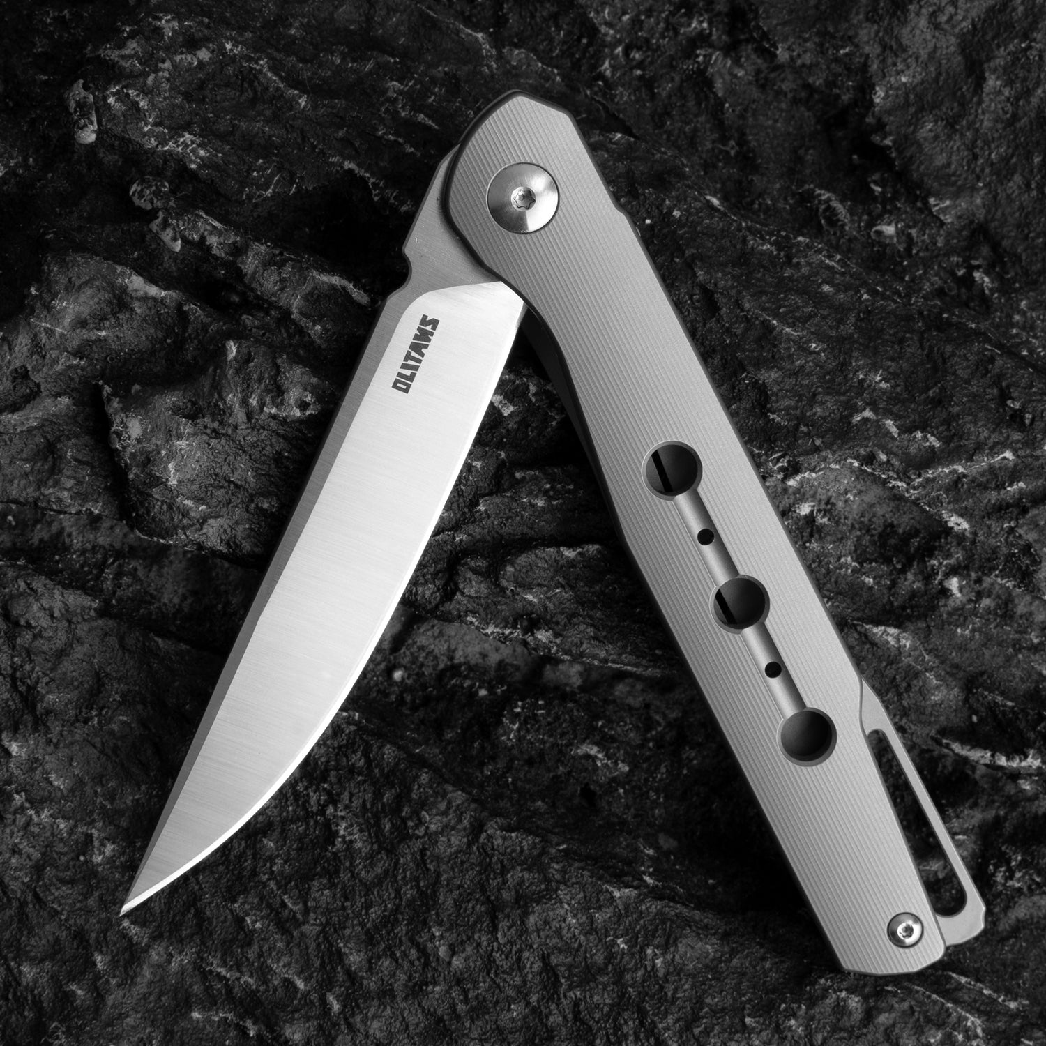 T051 Pocket Knife 3.35'' AUS-8 Blade + Titainium Handle - Frame Lock - Flipper