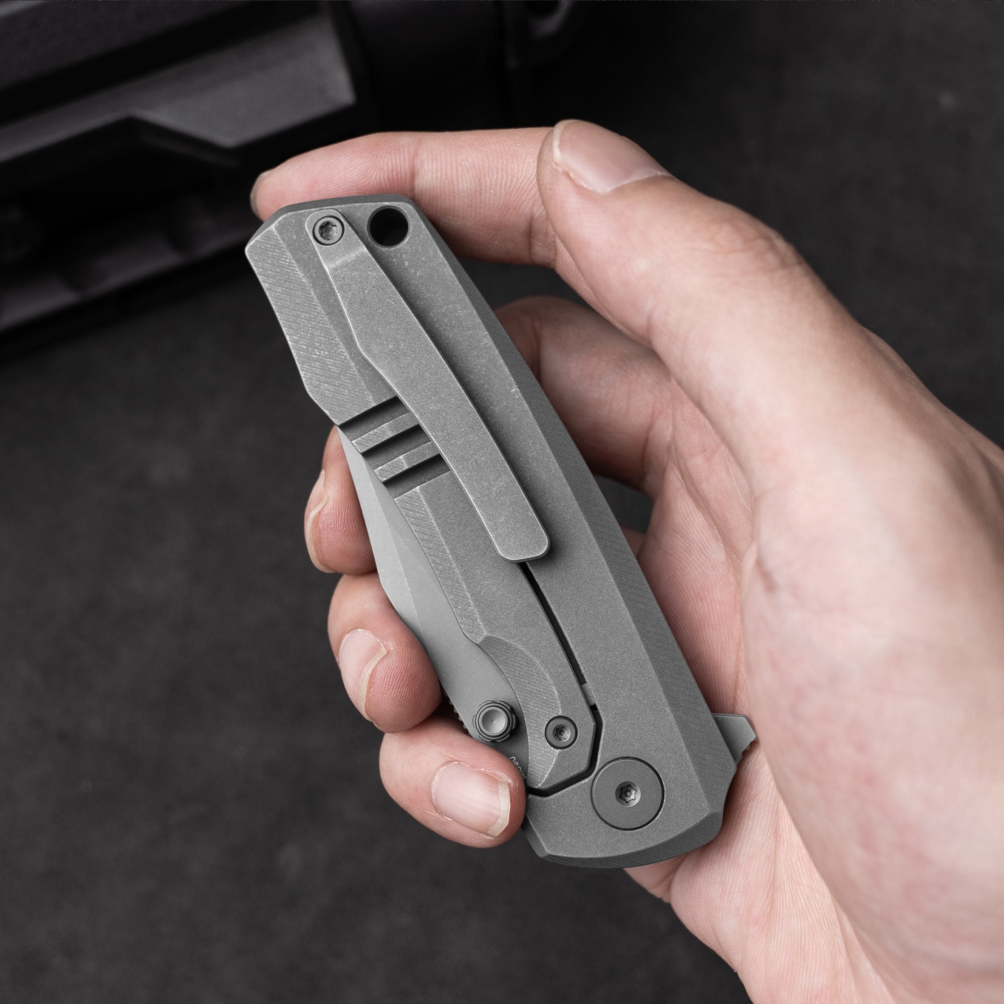 Ti-Bomber 2.0 T068 - Clip Point（2.95"+Bohler M390 +Titanium）